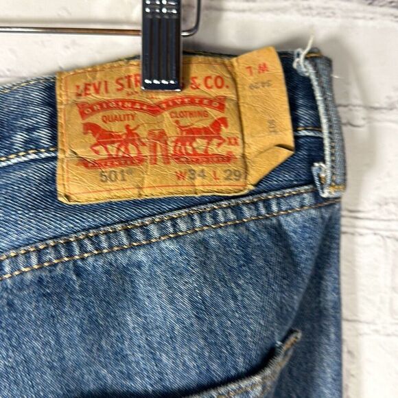Levi’s Mens 501 Straight Jeans Button Fly size W34 x L29 - Picture 4 of 10